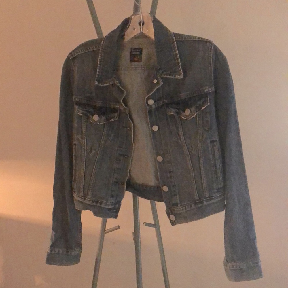 LEVI’S Jean Jacket
